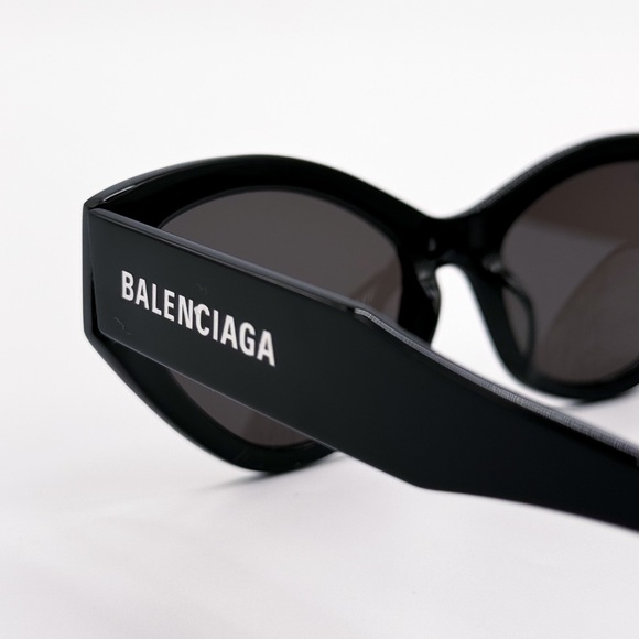 NEW BALENCIAGA BB0306S 001 CAT EYE BLACK WOMEN SUNGLASSES BALENCIAGA - Picture 7 of 10